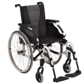 Кресло-коляска с ручным приводом Invacare Action 3ng
