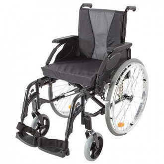Кресло-коляска с ручным приводом Invacare Action 3 NG в Ростове на Дону