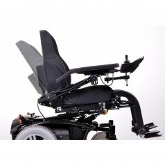 Регулируемый угол наклона спинки 30°
