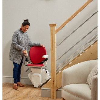 Подъёмник кресельный лестничный Bespoke Stairlifts Synergy в Ростове на Дону