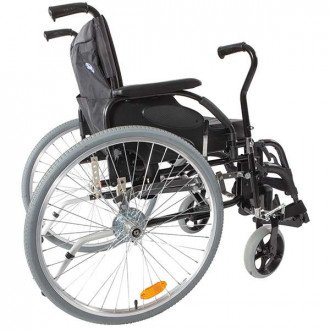 Кресло-коляска с рычажным приводом Invacare Action 3 NG в Ростове на Дону